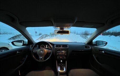 Volkswagen Jetta VI, 2012 год, 1 150 000 рублей, 16 фотография