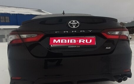 Toyota Camry, 2021 год, 3 100 000 рублей, 4 фотография