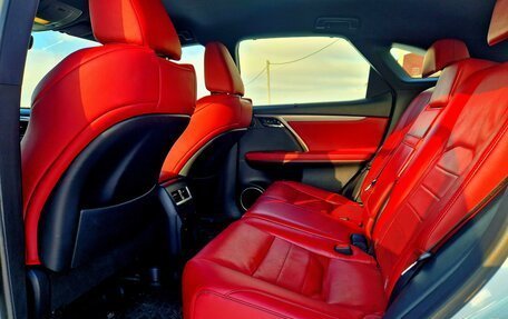 Lexus RX IV рестайлинг, 2016 год, 4 080 000 рублей, 4 фотография