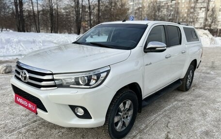 Toyota Hilux VIII, 2016 год, 3 590 000 рублей, 1 фотография