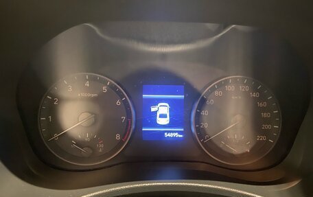 Hyundai Solaris II рестайлинг, 2017 год, 1 590 000 рублей, 10 фотография