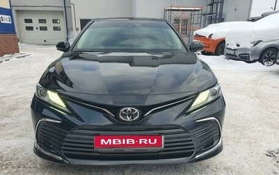 Toyota Camry, 2022 год, 3 695 000 рублей, 1 фотография