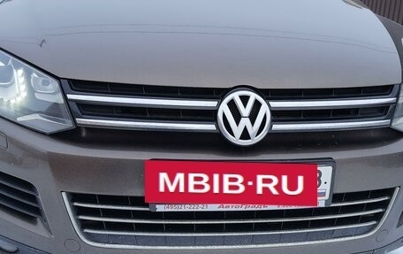 Volkswagen Touareg III, 2011 год, 2 040 000 рублей, 6 фотография