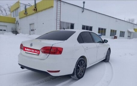 Volkswagen Jetta VI, 2013 год, 1 070 000 рублей, 5 фотография