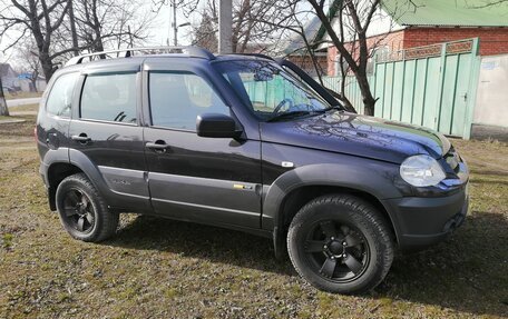 Chevrolet Niva I рестайлинг, 2018 год, 1 100 000 рублей, 2 фотография