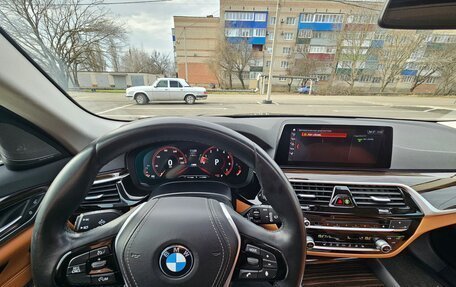 BMW 5 серия, 2019 год, 3 200 000 рублей, 26 фотография