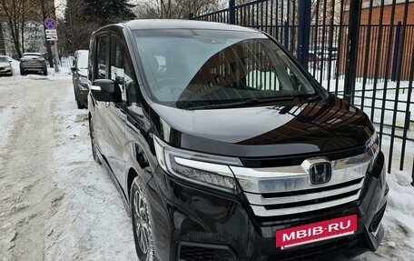 Honda Stepwgn IV, 2019 год, 3 150 000 рублей, 3 фотография