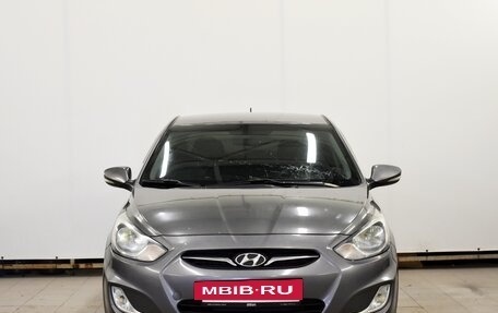 Hyundai Solaris II рестайлинг, 2012 год, 750 000 рублей, 3 фотография
