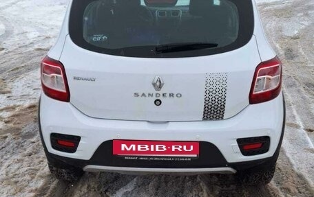 Renault Sandero II рестайлинг, 2018 год, 1 210 000 рублей, 2 фотография