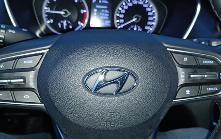 Hyundai Santa Fe IV, 2018 год, 3 000 000 рублей, 5 фотография