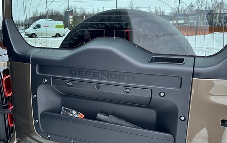 Land Rover Defender II, 2022 год, 12 500 000 рублей, 30 фотография