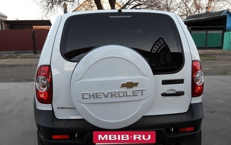 Chevrolet Niva I рестайлинг, 2015 год, 480 000 рублей, 5 фотография