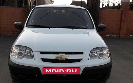 Chevrolet Niva I рестайлинг, 2015 год, 480 000 рублей, 7 фотография