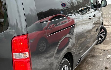 Peugeot Traveller I, 2021 год, 4 600 000 рублей, 3 фотография