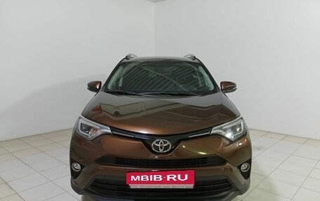 Toyota RAV4, 2017 год, 2 490 000 рублей, 4 фотография