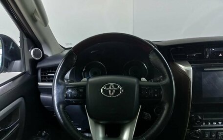 Toyota Fortuner II, 2019 год, 3 650 000 рублей, 16 фотография