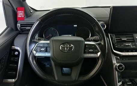 Toyota Land Cruiser, 2021 год, 10 850 000 рублей, 18 фотография