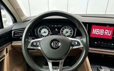 Volkswagen Touareg III, 2020 год, 5 800 000 рублей, 19 фотография