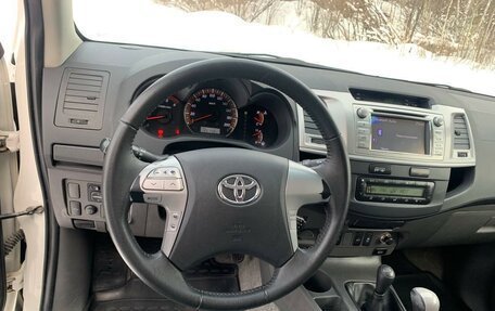 Toyota Hilux VII, 2013 год, 2 350 000 рублей, 4 фотография