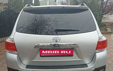 Toyota Highlander III, 2012 год, 2 199 000 рублей, 9 фотография