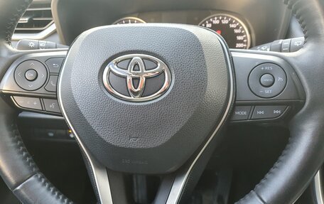 Toyota RAV4, 2020 год, 3 850 000 рублей, 11 фотография