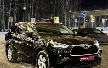 Toyota Highlander, 2021 год, 8 500 000 рублей, 1 фотография