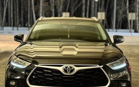 Toyota Highlander, 2021 год, 8 500 000 рублей, 3 фотография