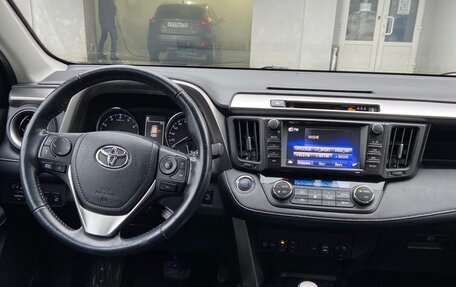 Toyota RAV4, 2017 год, 2 550 000 рублей, 6 фотография