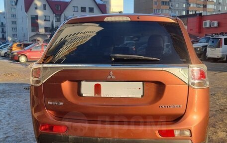 Mitsubishi Outlander III рестайлинг 3, 2012 год, 1 650 000 рублей, 4 фотография