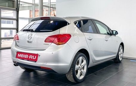 Opel Astra J, 2011 год, 776 000 рублей, 5 фотография