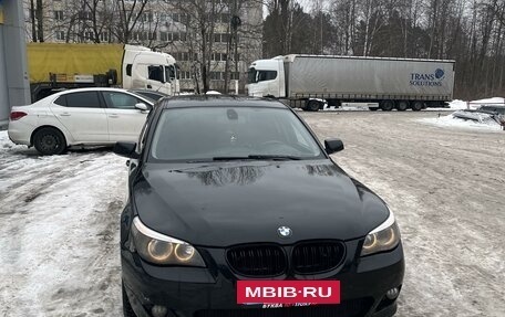 BMW 5 серия, 2004 год, 900 000 рублей, 2 фотография