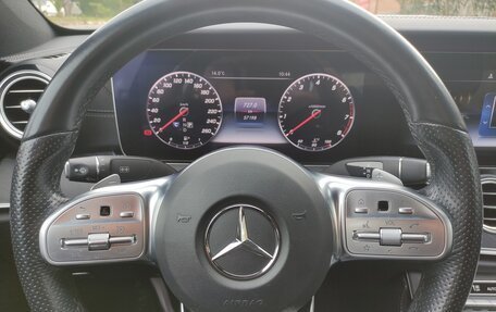 Mercedes-Benz E-Класс, 2019 год, 3 700 000 рублей, 5 фотография