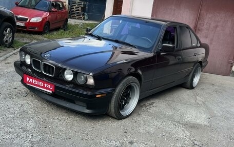 BMW 5 серия, 1992 год, 250 000 рублей, 9 фотография
