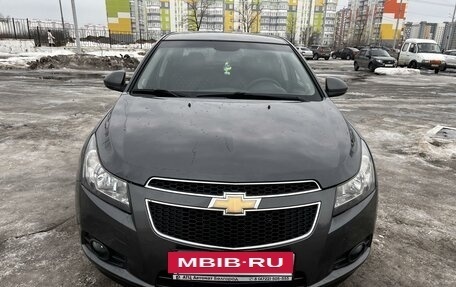 Chevrolet Cruze II, 2011 год, 960 000 рублей, 2 фотография