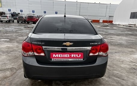 Chevrolet Cruze II, 2011 год, 960 000 рублей, 6 фотография