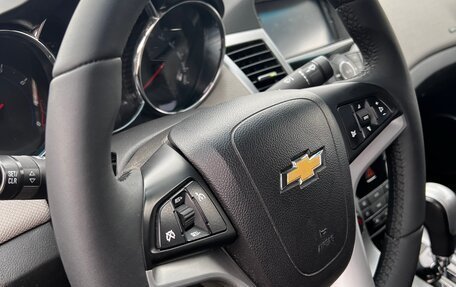 Chevrolet Cruze II, 2011 год, 960 000 рублей, 14 фотография