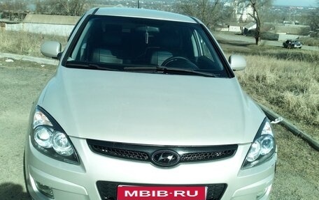 Hyundai i30 I, 2010 год, 850 000 рублей, 3 фотография