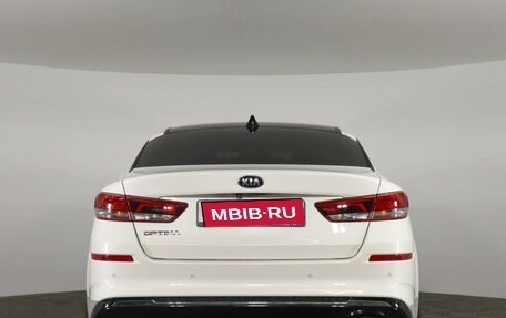 KIA Optima IV, 2018 год, 1 900 000 рублей, 6 фотография