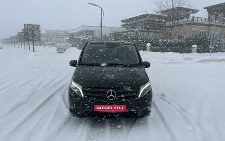 Mercedes-Benz Vito, 2020 год, 3 950 000 рублей, 2 фотография