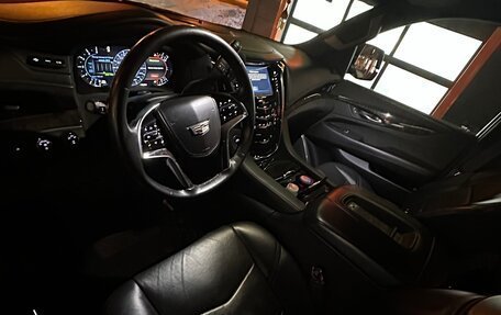 Cadillac Escalade IV, 2016 год, 5 200 000 рублей, 4 фотография