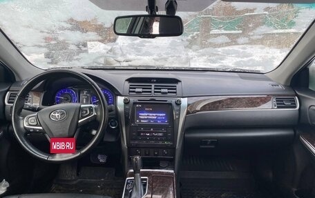 Toyota Camry, 2017 год, 3 000 000 рублей, 3 фотография