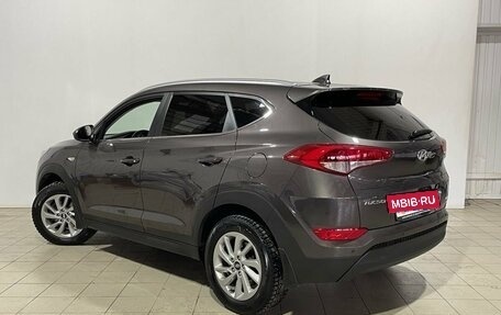 Hyundai Tucson III, 2018 год, 2 410 000 рублей, 6 фотография