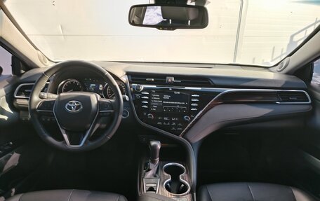 Toyota Camry, 2018 год, 2 926 000 рублей, 7 фотография