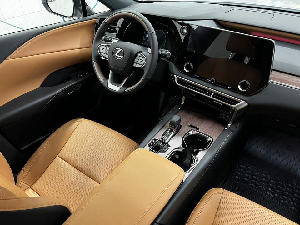 Lexus RX IV рестайлинг, 2022 год, 9 300 000 рублей, 12 фотография