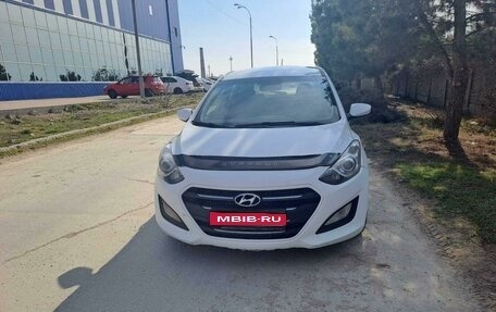 Hyundai i30 II рестайлинг, 2016 год, 1 020 000 рублей, 1 фотография