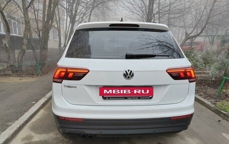 Volkswagen Tiguan II, 2020 год, 2 850 000 рублей, 9 фотография