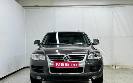 Volkswagen Touareg III, 2008 год, 1 350 000 рублей, 2 фотография