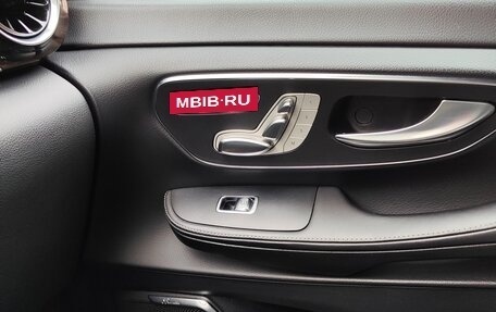 Mercedes-Benz V-Класс, 2019 год, 4 700 000 рублей, 2 фотография