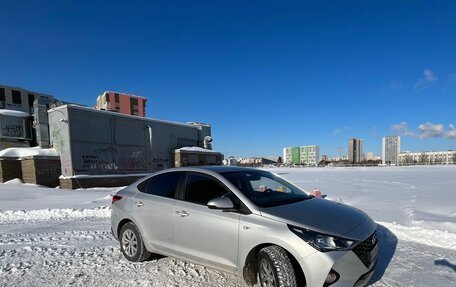 Hyundai Solaris II рестайлинг, 2021 год, 1 999 999 рублей, 2 фотография