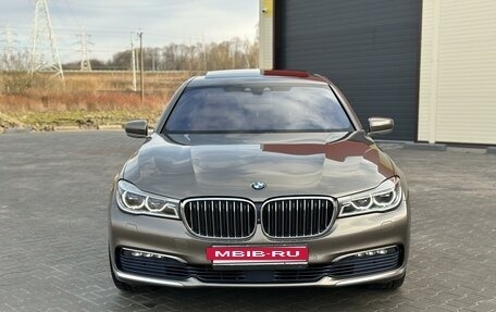 BMW 7 серия, 2016 год, 4 850 000 рублей, 2 фотография